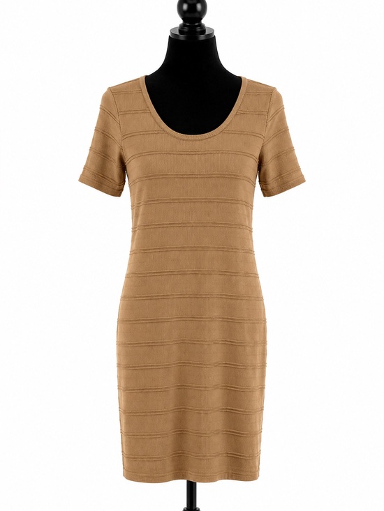 Calvin Klein Dresses & Skirts - Calvin Klein Tan Ribbed Knit Scoop Neck Short Sleeve Sheath Dress Knee M